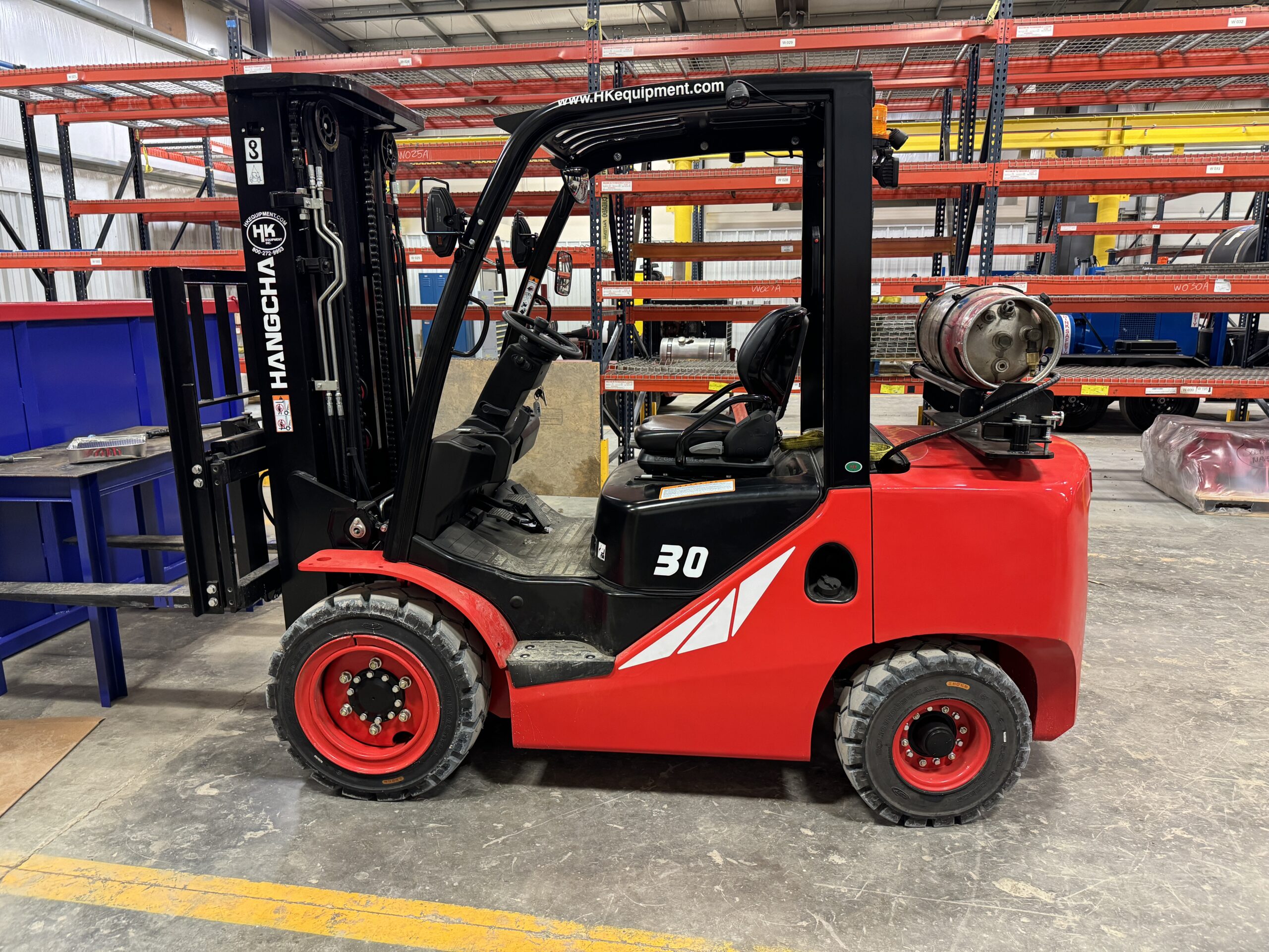 Maverick Service Center Fork Lift